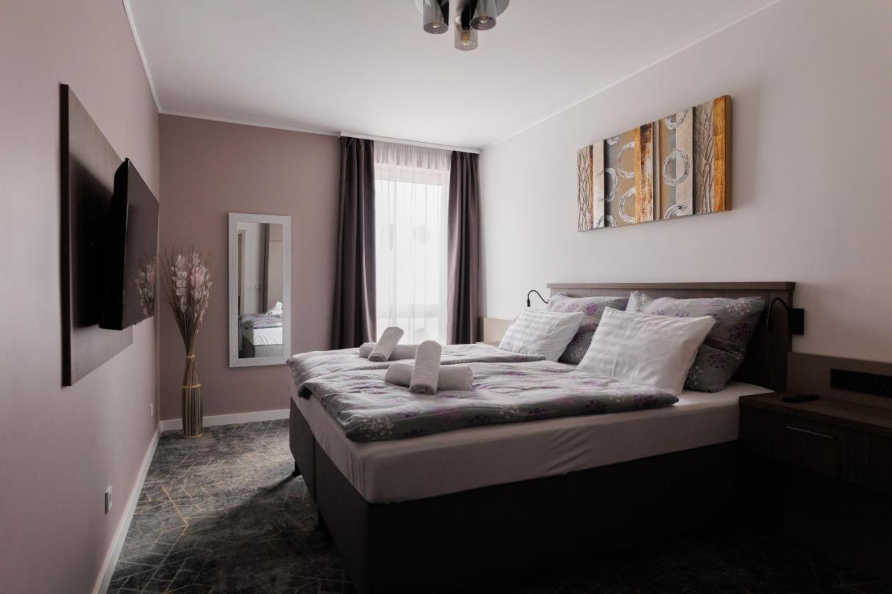 Villa Bauhaus Wellness Apartman Шиофок Экстерьер фото